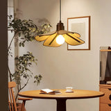 Vintage Fabric Pendant Light – Warm & Sophisticated Design
