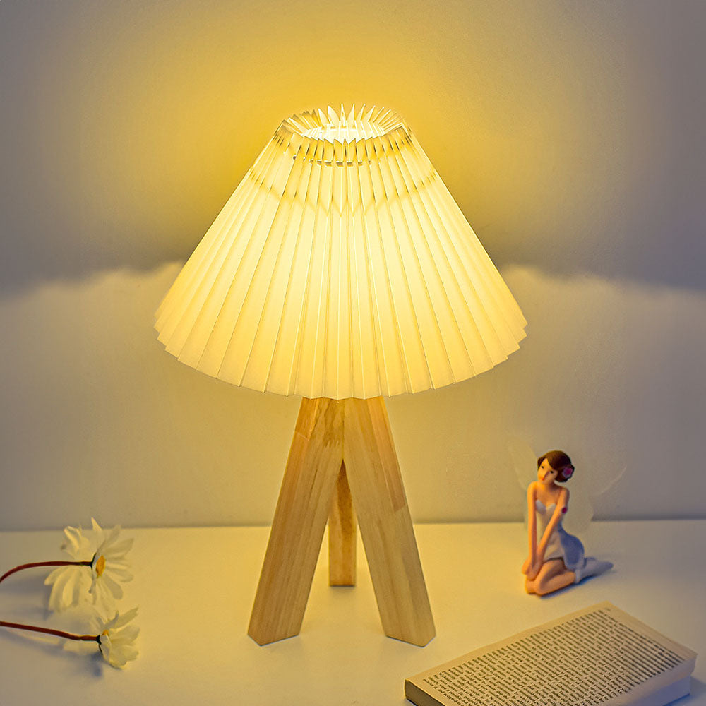 Tyalez Retro Wood Simple LED Bedroom Table Lamps