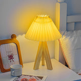 Tyalez Retro Wood Simple LED Bedroom Table Lamps