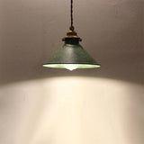 Vintage-Inspired Metal Pendant Lamp