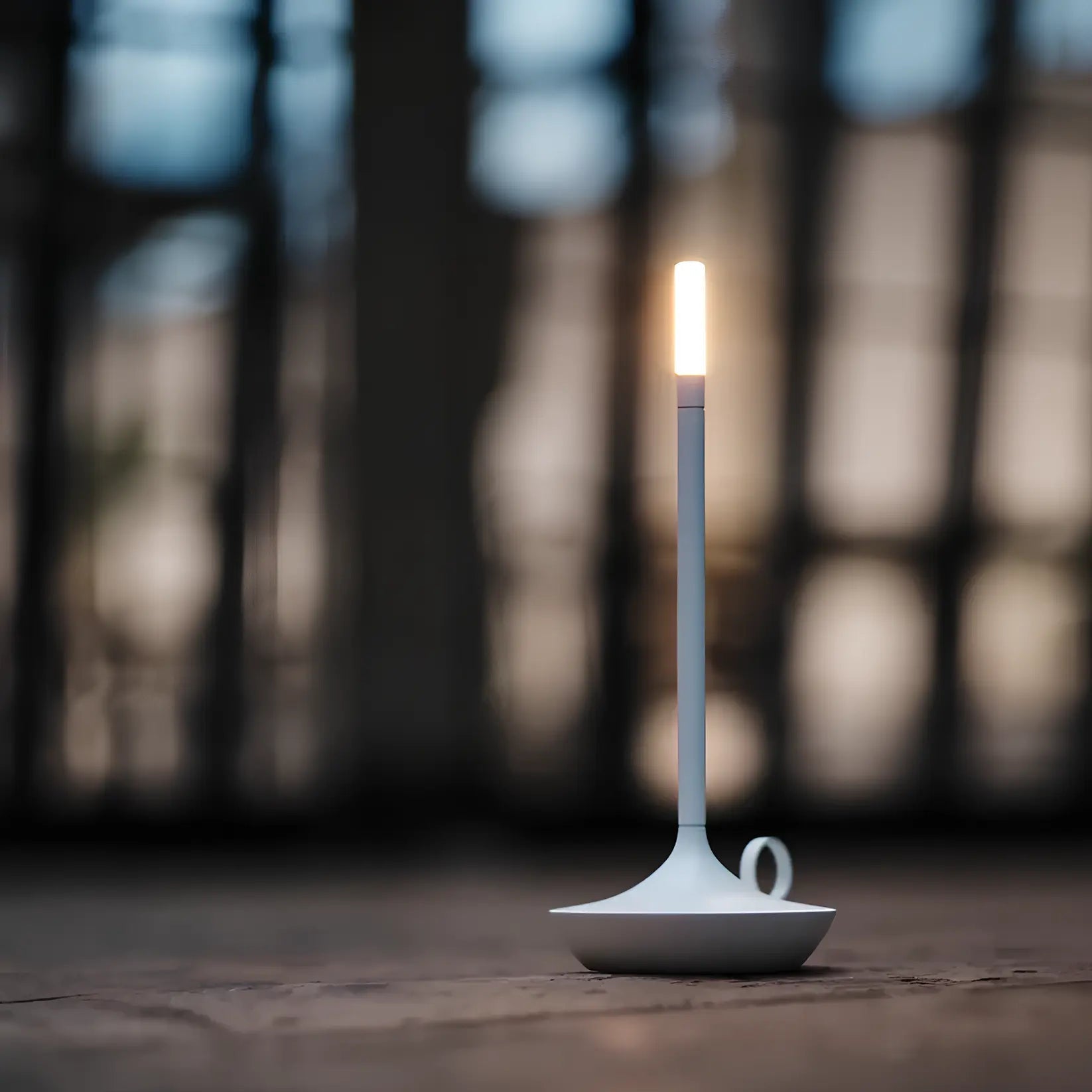 Tyalez Nordic Modern Creative Candlestick Table Lamp