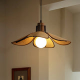 Vintage Fabric Pendant Light – Warm & Sophisticated Design